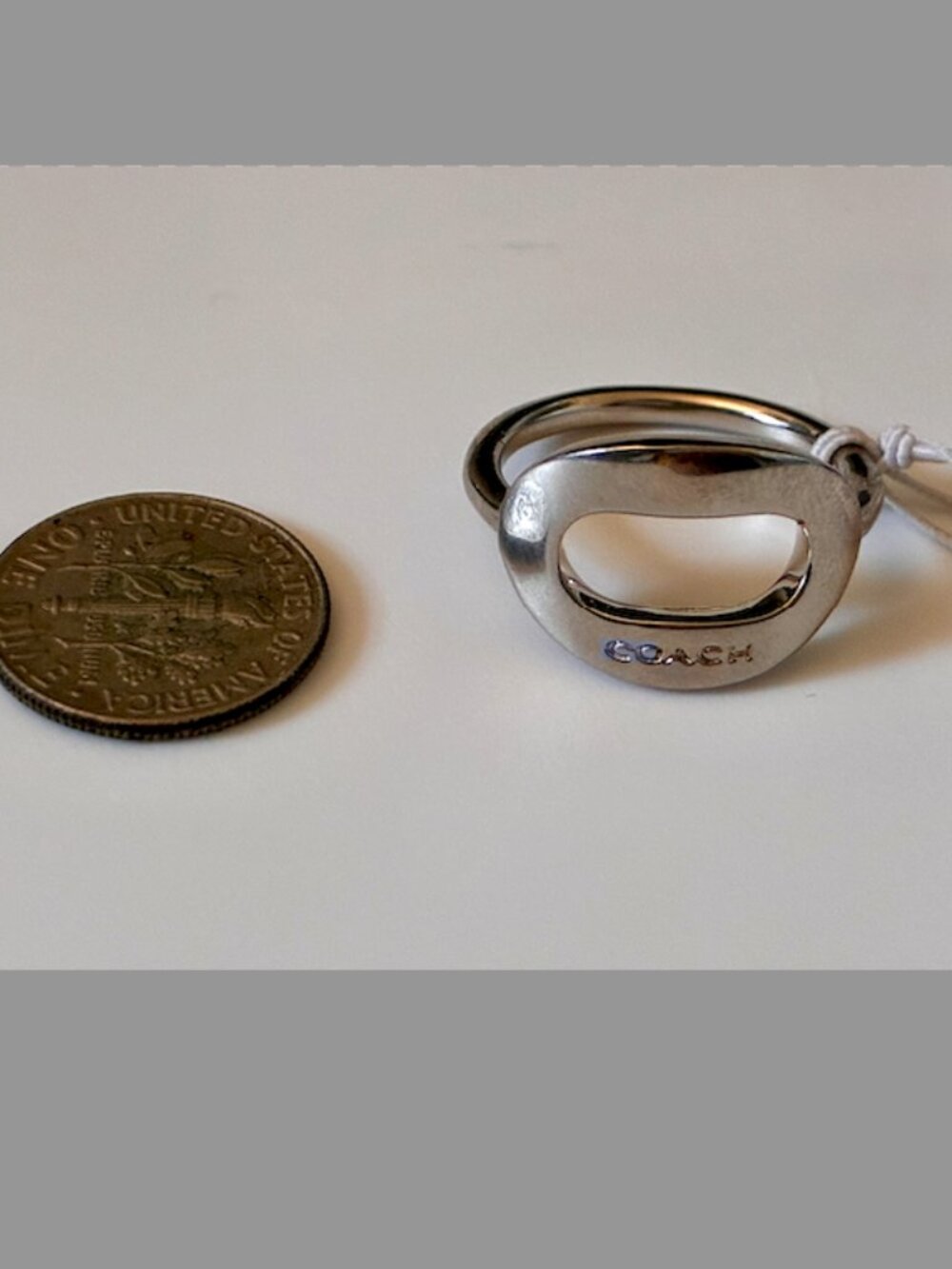 🆕 Coach Buckle Ring - Picture 9 of 15